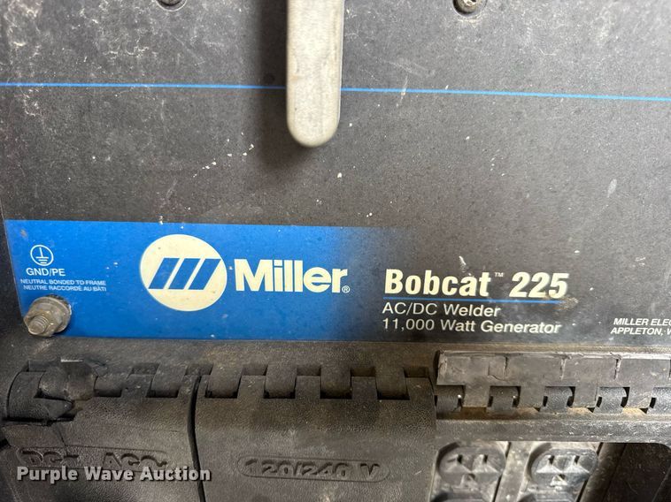 image for item EN4678 Miller Bobcat 225 welder/generator