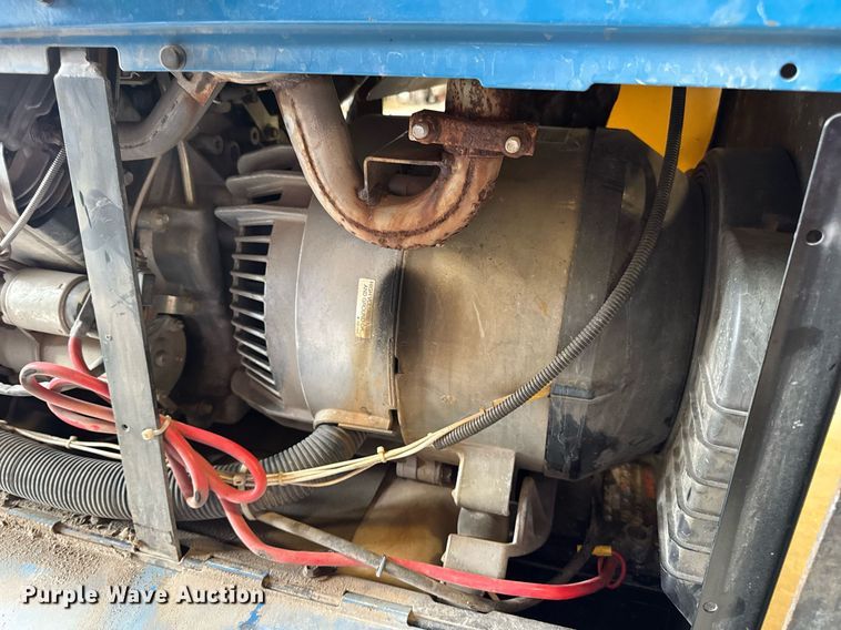 image for item EN4678 Miller Bobcat 225 welder/generator