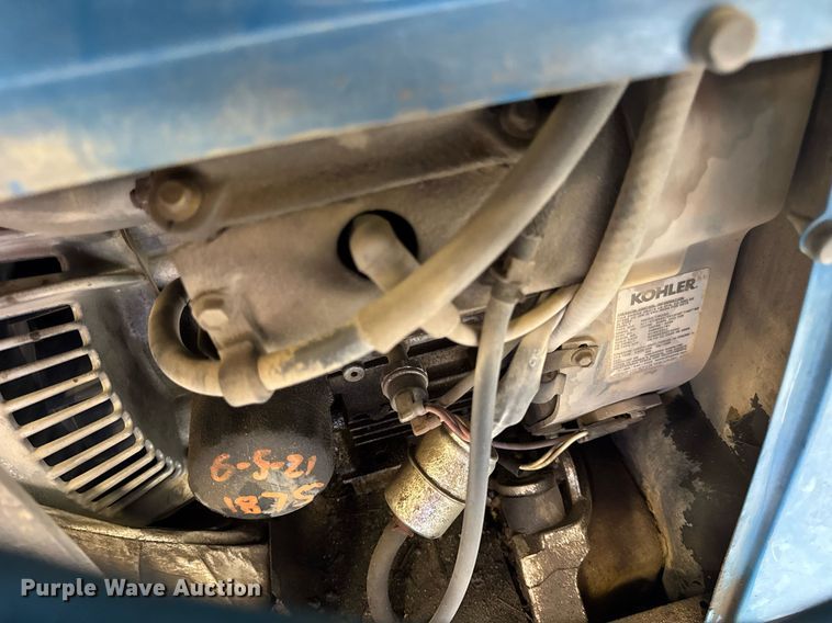 image for item EN4678 Miller Bobcat 225 welder/generator