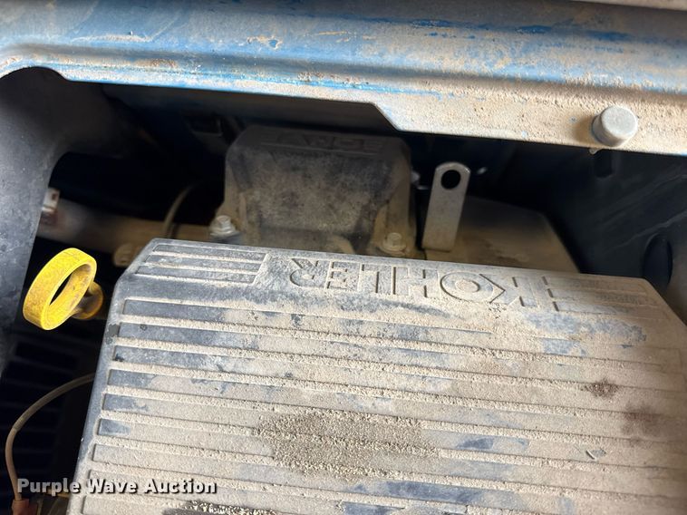 image for item EN4678 Miller Bobcat 225 welder/generator