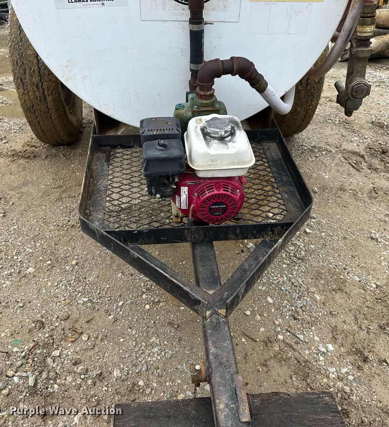 image for item EN4679 Fuel trailer