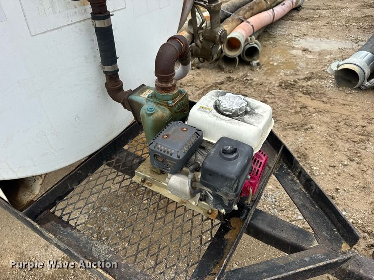 image for item EN4679 Fuel trailer