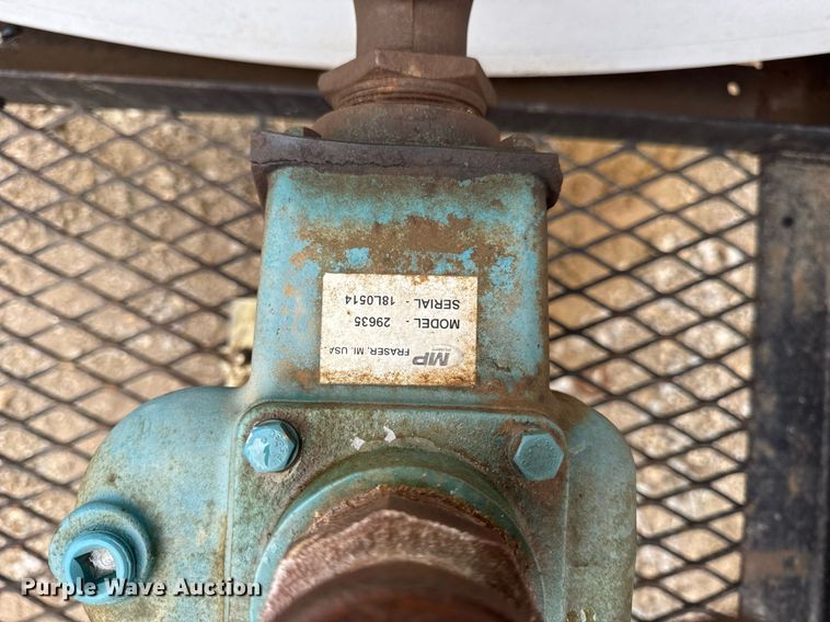 image for item EN4679 Fuel trailer