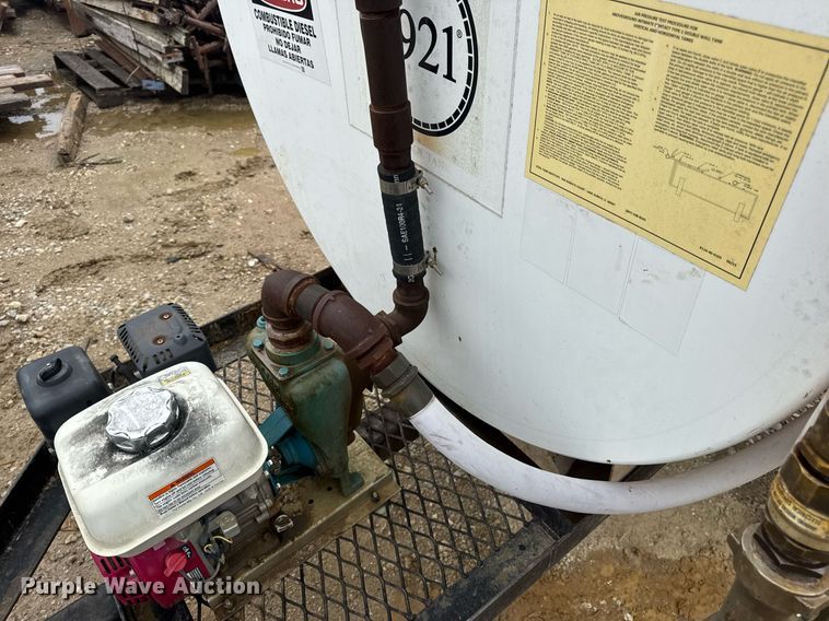 image for item EN4679 Fuel trailer