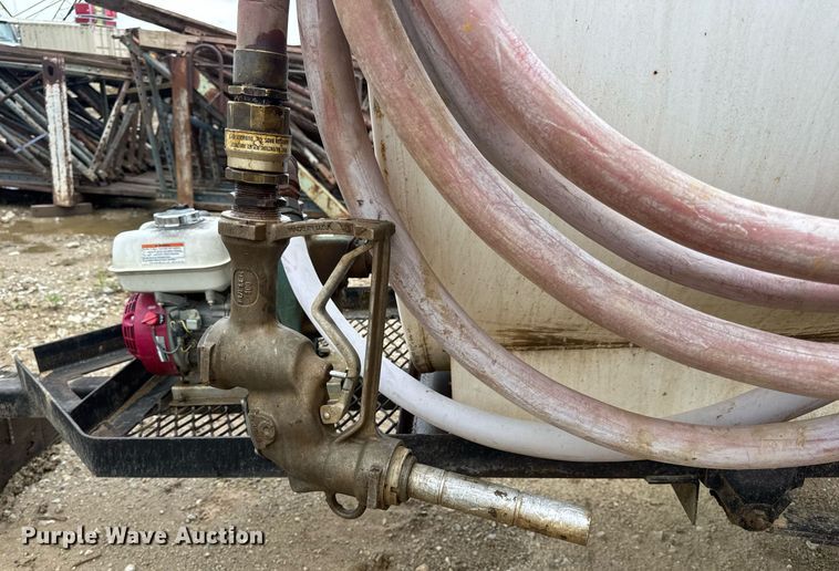 image for item EN4679 Fuel trailer