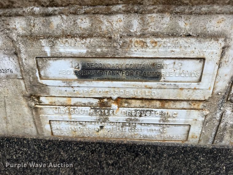 image for item EN4679 Fuel trailer