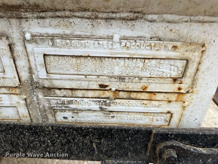 image for item EN4679 Fuel trailer