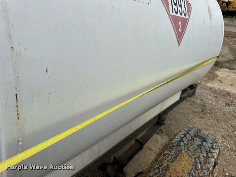 image for item EN4679 Fuel trailer