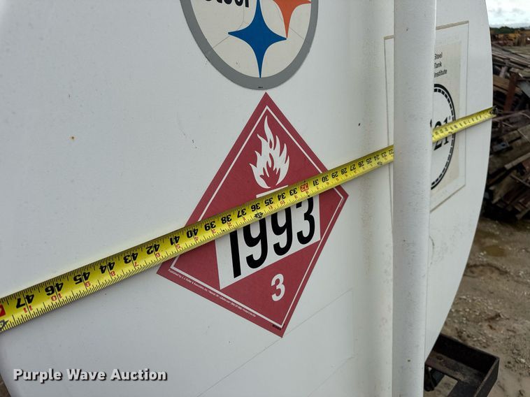 image for item EN4679 Fuel trailer