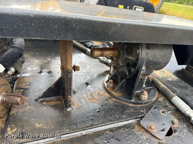 image for item EN4681 Caterpillar BR172 skid steer rotary mower