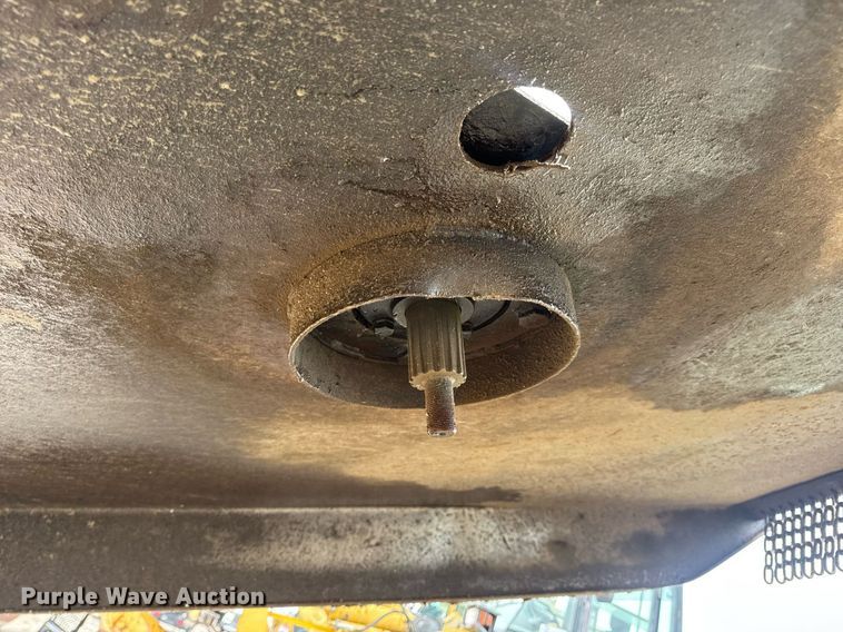 image for item EN4681 Caterpillar BR172 skid steer rotary mower