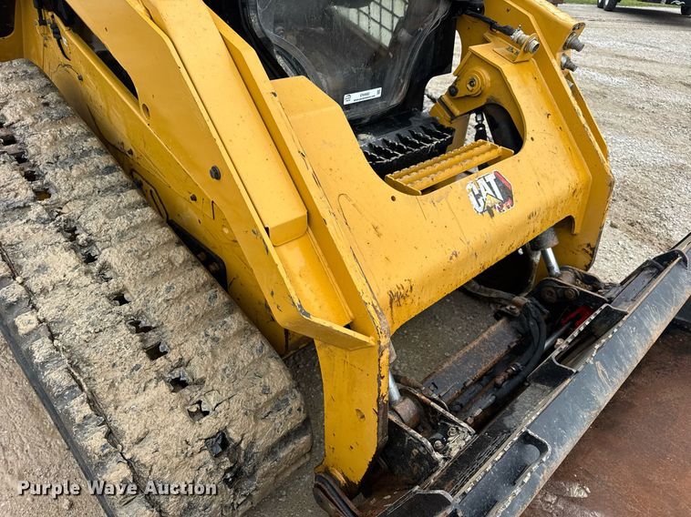 image for item EN4682 2022 Caterpillar 289D3 tracked skid steer loader