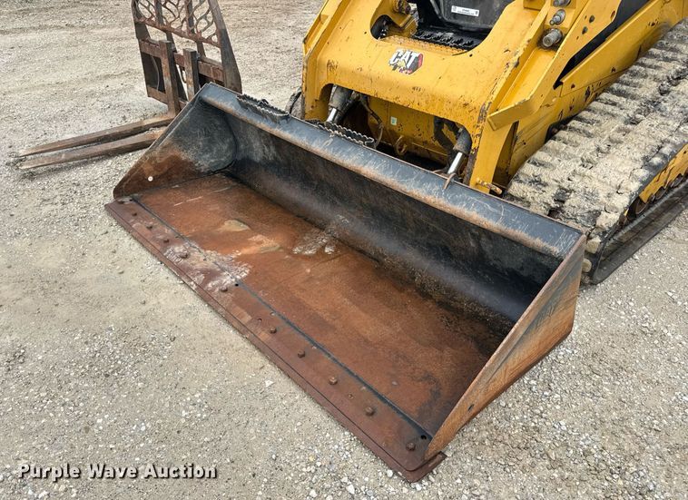 image for item EN4682 2022 Caterpillar 289D3 tracked skid steer loader