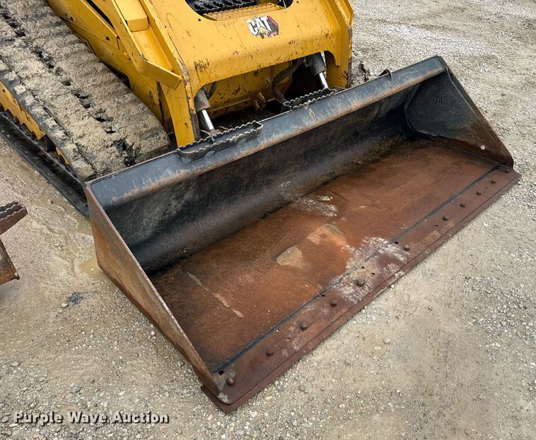 image for item EN4682 2022 Caterpillar 289D3 tracked skid steer loader