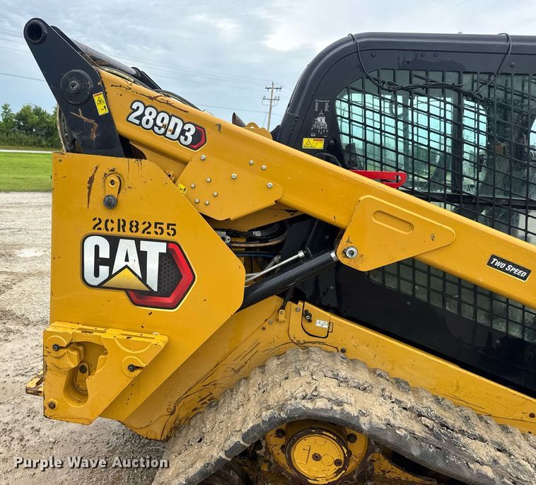 image for item EN4682 2022 Caterpillar 289D3 tracked skid steer loader