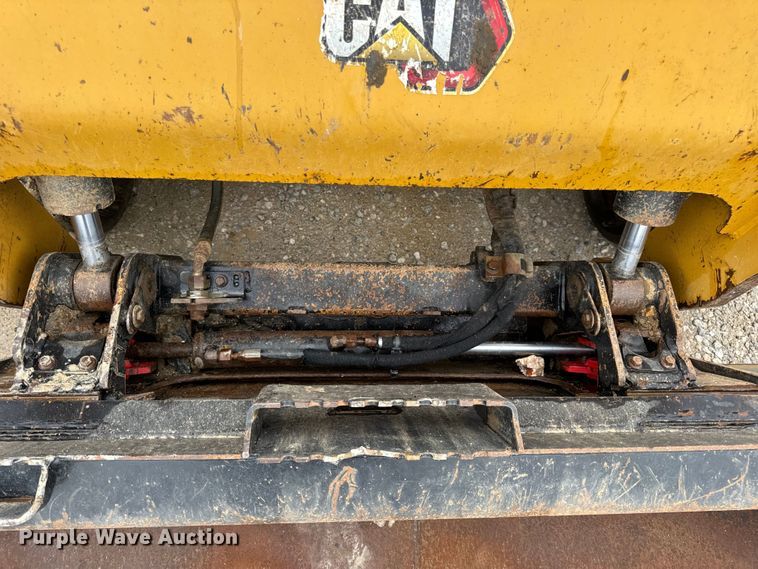 image for item EN4682 2022 Caterpillar 289D3 tracked skid steer loader