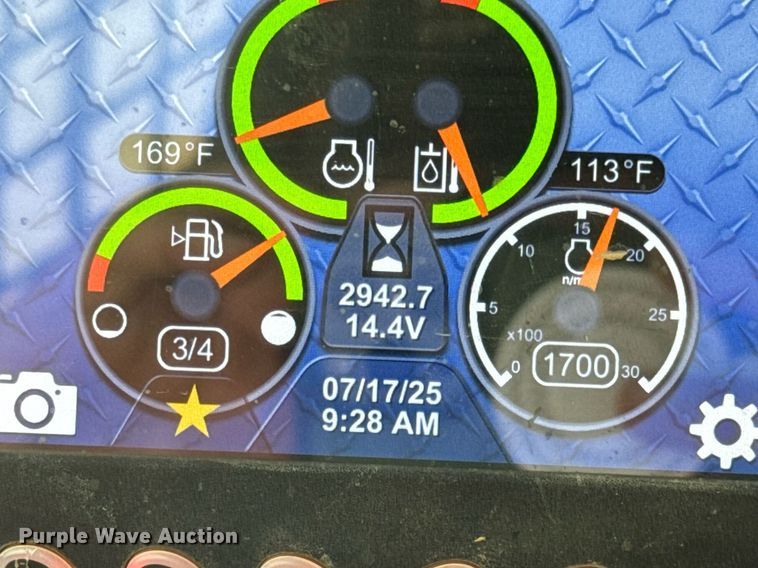 image for item EN4682 2022 Caterpillar 289D3 tracked skid steer loader