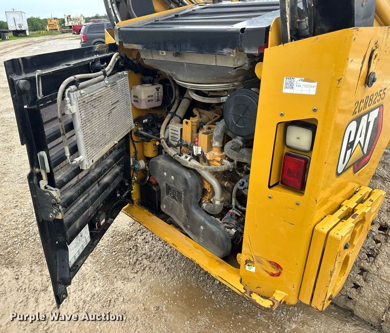 image for item EN4682 2022 Caterpillar 289D3 tracked skid steer loader