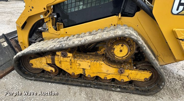 image for item EN4682 2022 Caterpillar 289D3 tracked skid steer loader