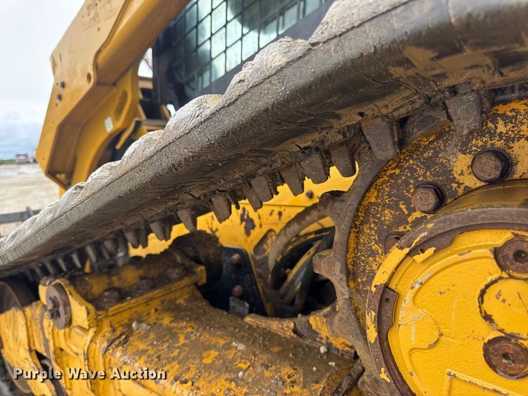 image for item EN4682 2022 Caterpillar 289D3 tracked skid steer loader