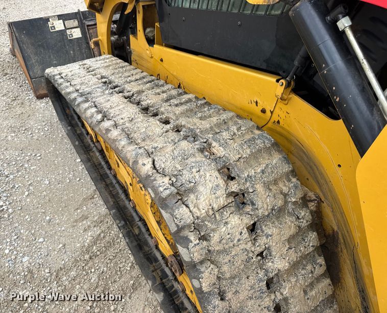 image for item EN4682 2022 Caterpillar 289D3 tracked skid steer loader
