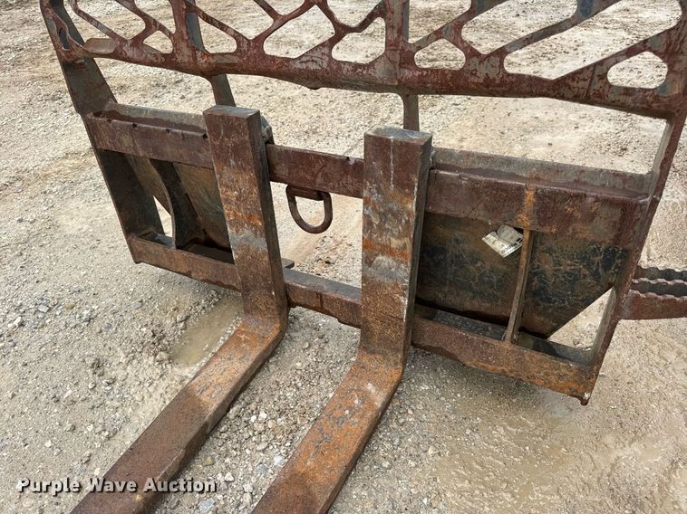 image for item EN4682 2022 Caterpillar 289D3 tracked skid steer loader