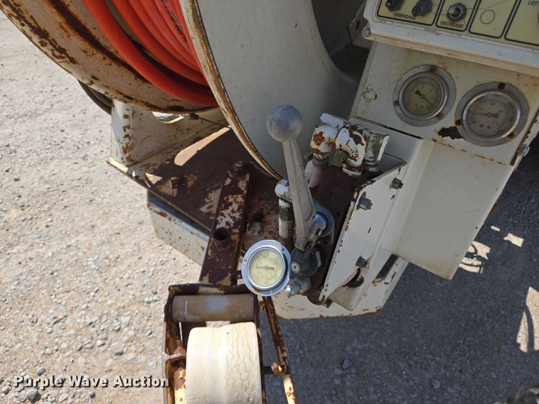 image for item EN8236 1999 International  4900 sewer jetter truck