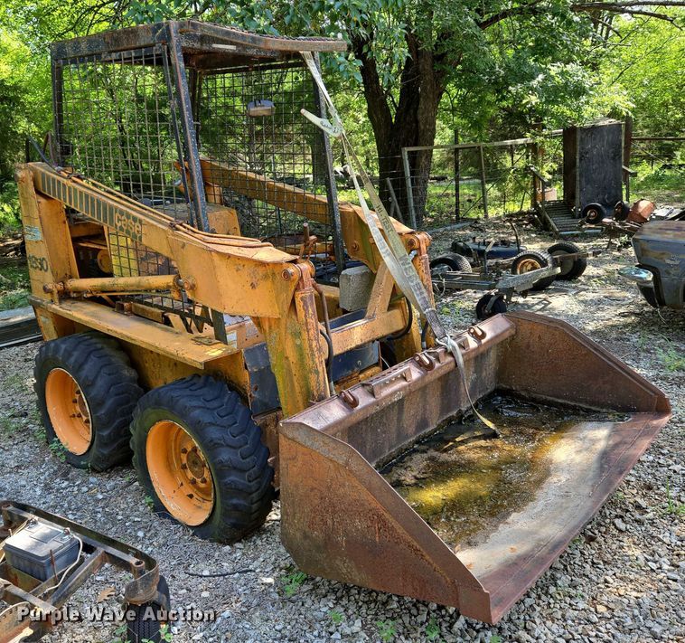 image for item EN8255 Case 1830 skid steer loader