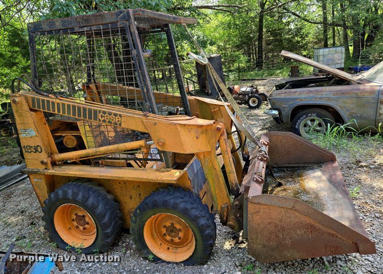 image for item EN8255 Case 1830 skid steer loader
