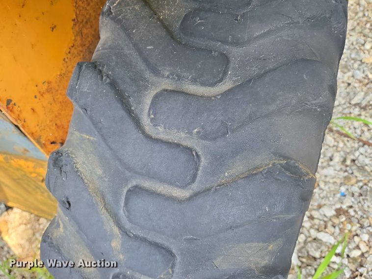 image for item EN8255 Case 1830 skid steer loader