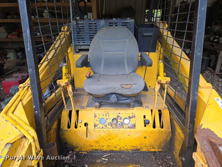 image for item EN8256 Case 1830 skid steer loader