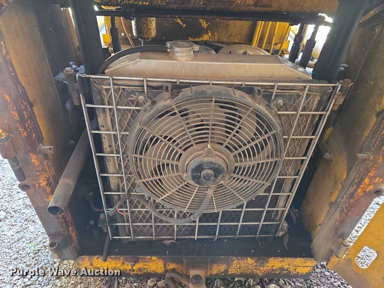 image for item EN8256 Case 1830 skid steer loader