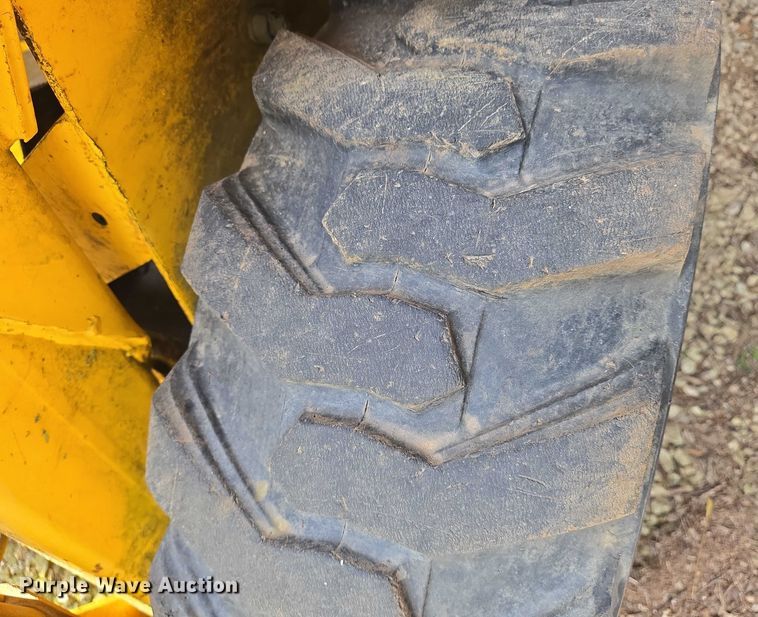 image for item EN8256 Case 1830 skid steer loader