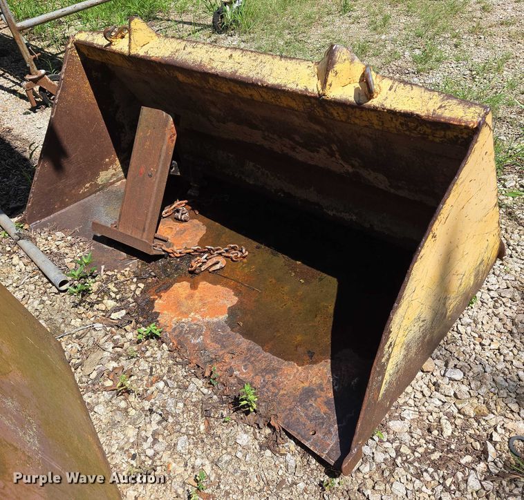 image for item EN8256 Case 1830 skid steer loader