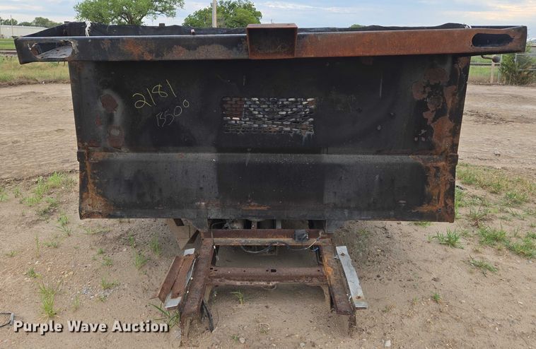 image for item EN8259 Dump bed