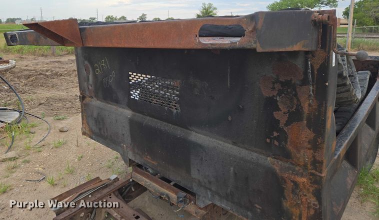 image for item EN8259 Dump bed