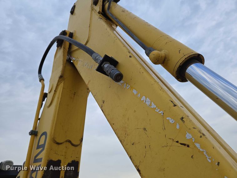 image for item EN8260 2002 New Holland LB75B backhoe