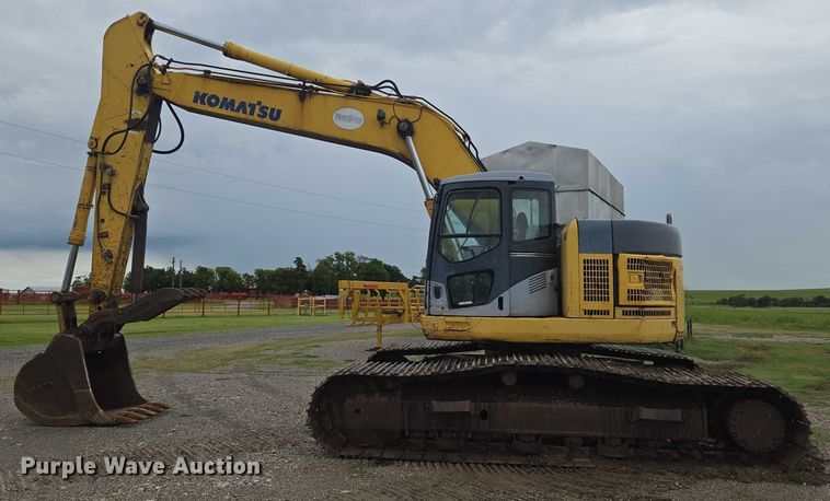 image for item EN8291 2012 Komatsu PC308USLC excavator