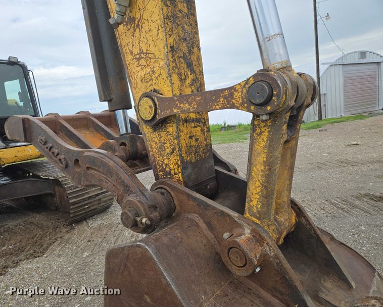 image for item EN8291 2012 Komatsu PC308USLC excavator