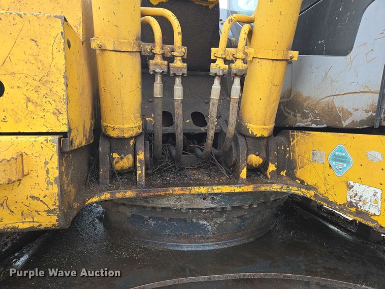 image for item EN8291 2012 Komatsu PC308USLC excavator