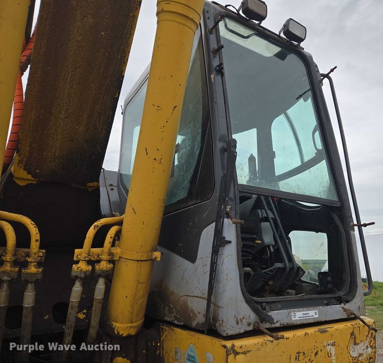image for item EN8291 2012 Komatsu PC308USLC excavator