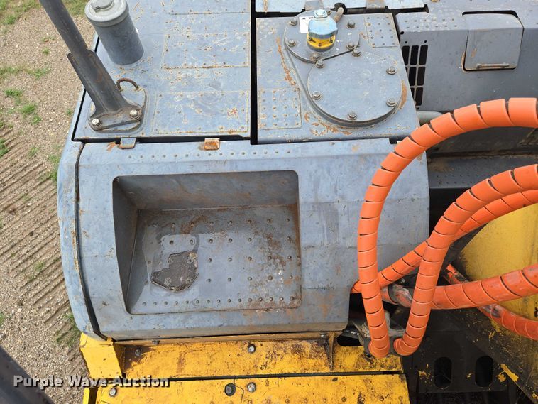 image for item EN8291 2012 Komatsu PC308USLC excavator