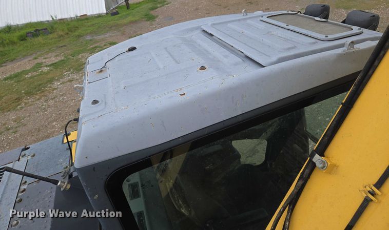 image for item EN8291 2012 Komatsu PC308USLC excavator