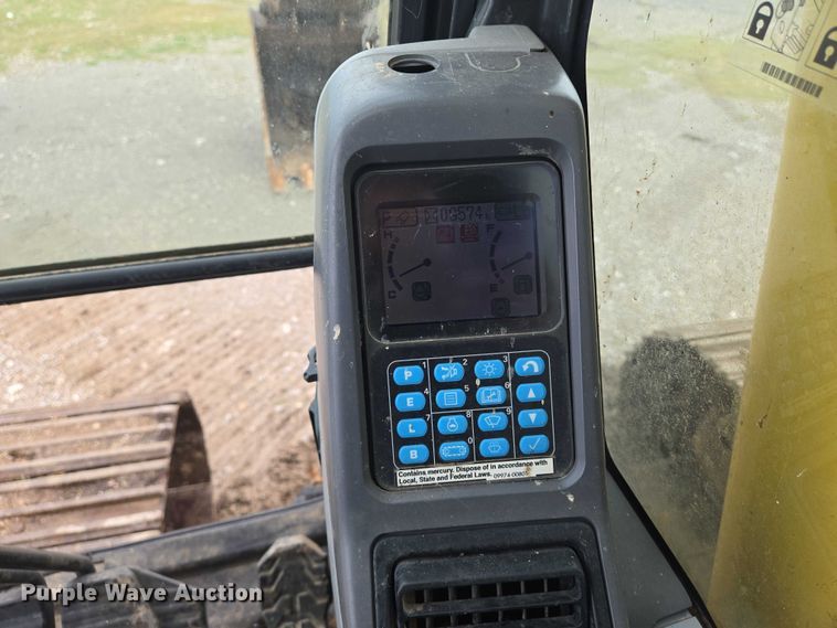 image for item EN8291 2012 Komatsu PC308USLC excavator