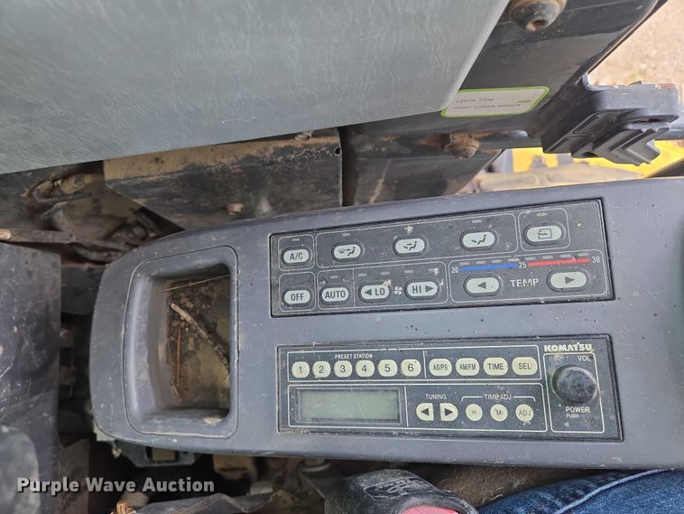 image for item EN8291 2012 Komatsu PC308USLC excavator