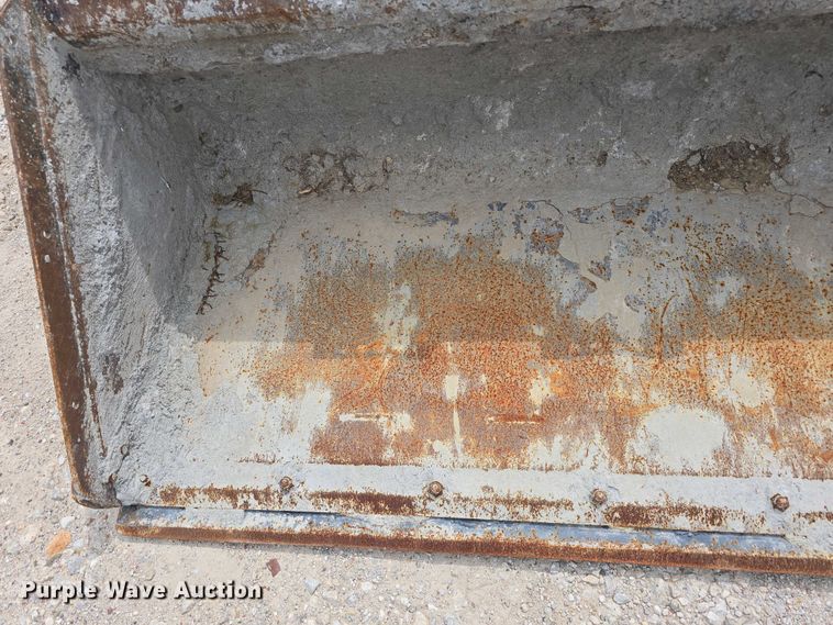 image for item EO1090 (5) skid steer buckets