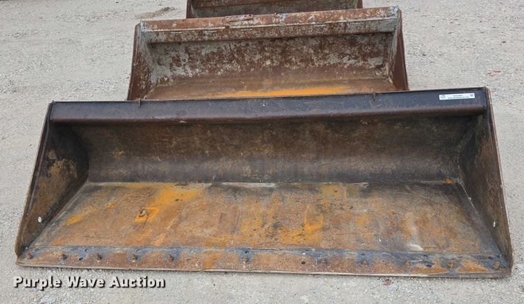 image for item EO1091 4 skid steer buckets