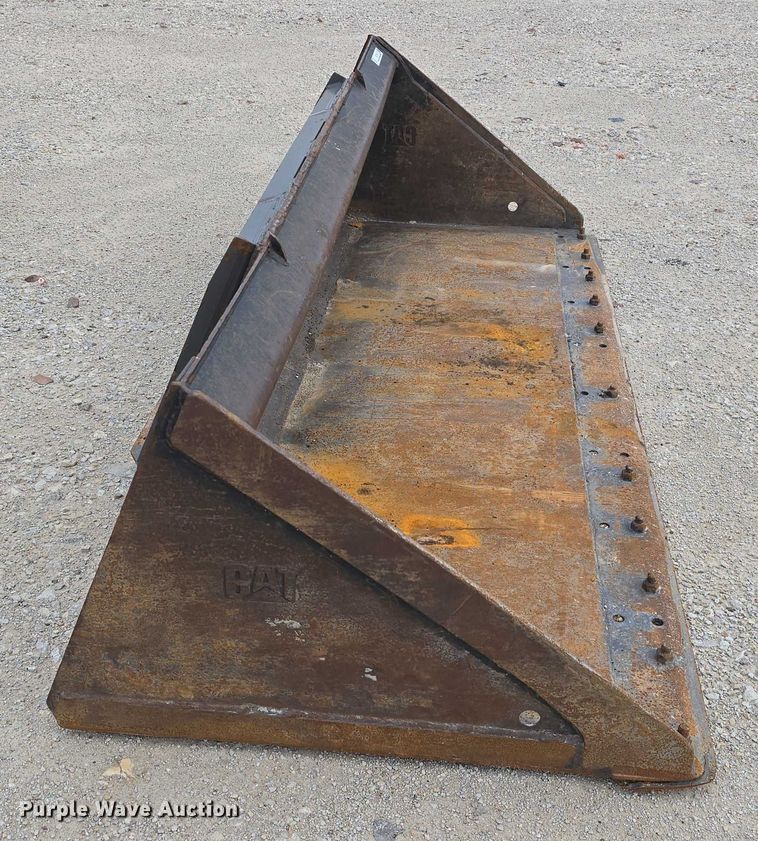 image for item EO1091 4 skid steer buckets