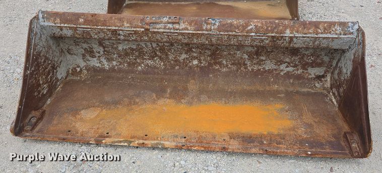 image for item EO1091 4 skid steer buckets