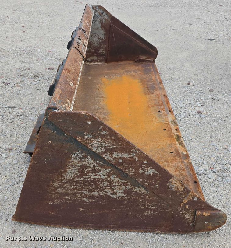 image for item EO1091 4 skid steer buckets
